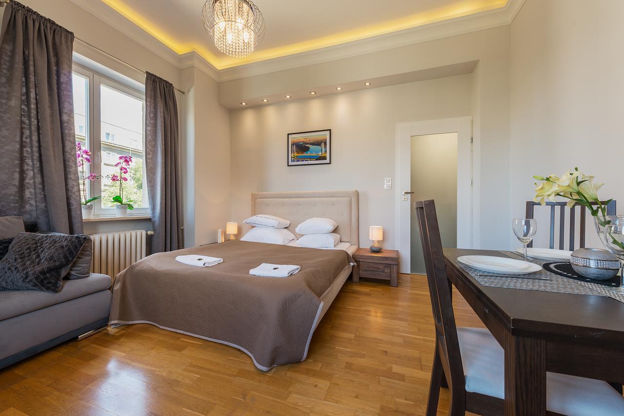 Andersa Apartments Varsó Kültér fotó